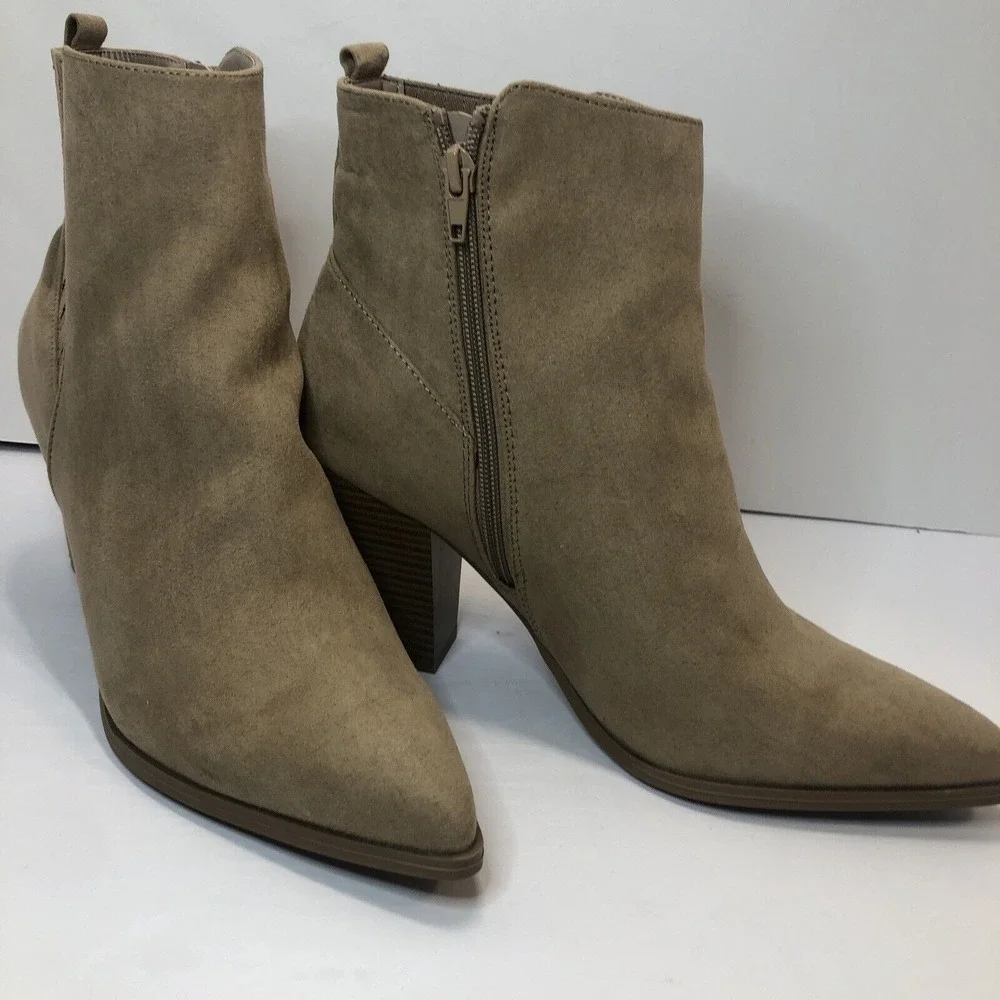 JustFab Ankle Booties‎ Boots Women Size 9 Tan Stacked Heel Zip Tan Faux Suede